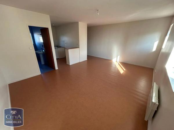 Appartement à louer 1 pièce 36.84m² Saint-Quentin (02100)