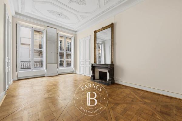 Paris 6ème, Appartement 1 Chambre -  62 m² à vendre