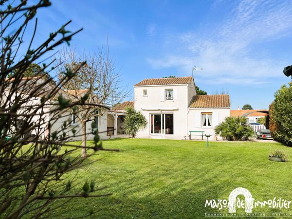 MAISON COMMERCES A PIED - PROCHE ROYAN - MESCHERS - 4 PIECES - JARDIN - DEPENDANCES