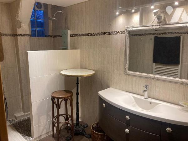 SUPERBE APPARTEMENT - 211 M²