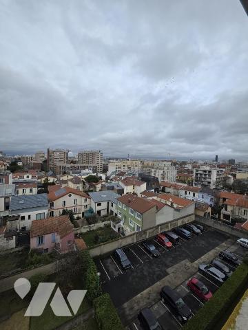 Malakoff -  Etienne Dolet -  Appartement 4pièces avec balcon, cave, parking et box