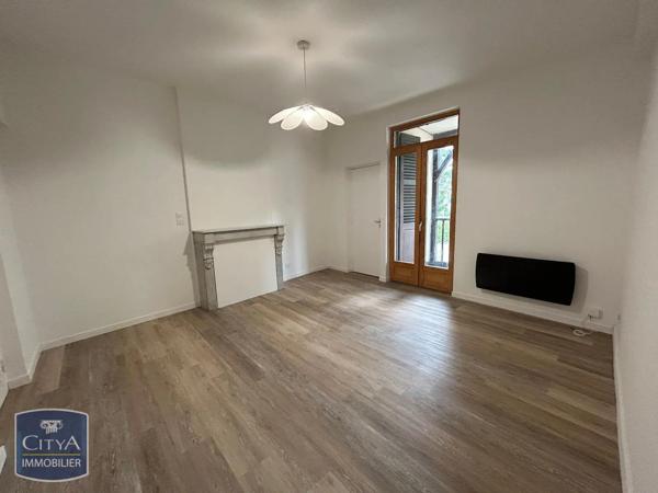 Appartement à louer 3 pièces 58.14m² Tulle (19000)