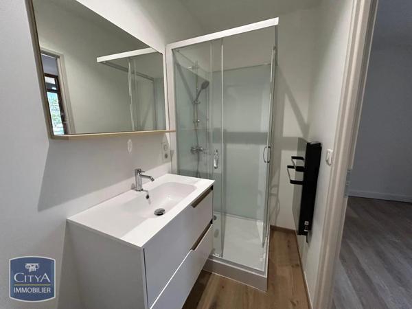 Appartement à louer 3 pièces 58.14m² Tulle (19000)