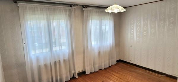 Sotteville proche Mairie : Maison 90 m² avec jardin, 3 CH, Gge, 3 PK intérieurs... Belle Opportunité !