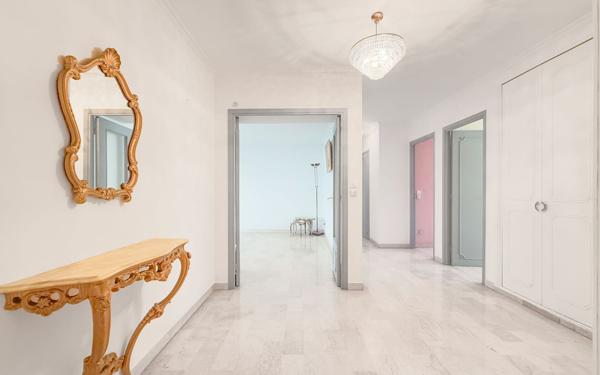 Appartement à vendre    4 pièces • 90,07 m2 Nice