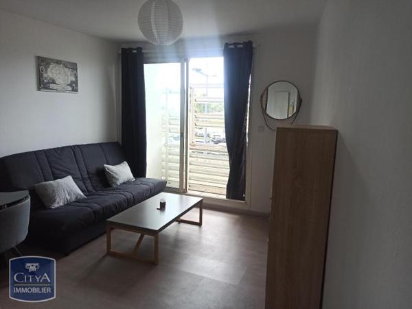Appartement à louer 1 pièce 19.75m² Saint-Denis (97490)