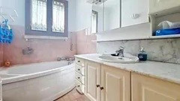 Lumineux et Traversant – 68 m² en Hyper-Centre à 2 Min de la Gare