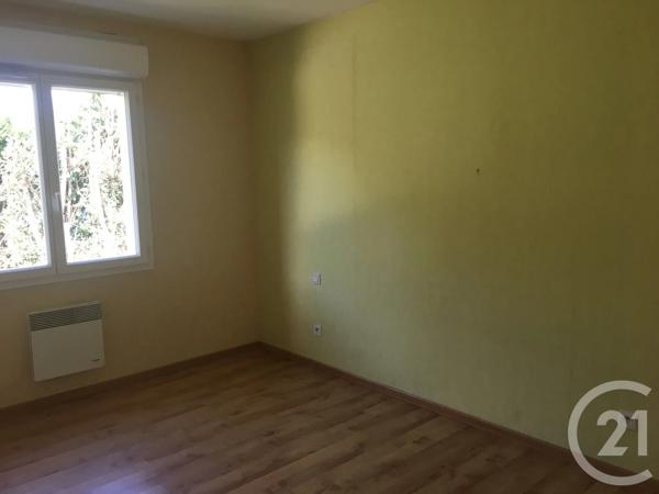 Maison à vendre  4 pièces - 93,60 m 2   MONTPON MENESTEROL  - 24