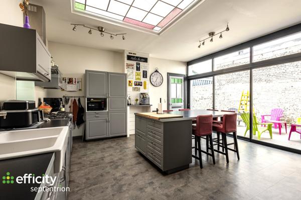 Maison 11 pièces - 277 m²