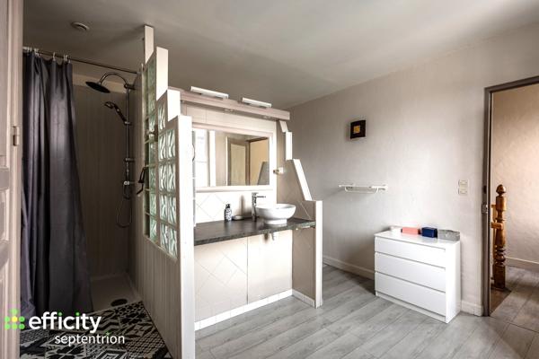 Maison 11 pièces - 277 m²