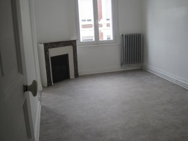 APPARTEMENT A LOUER CENTRE VILLE DE ST QUENTIN 02100
