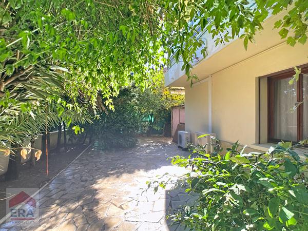 A vendre Maison 7 pièces Marseille 13014 Le Merlan garage terrasse piscine parkings