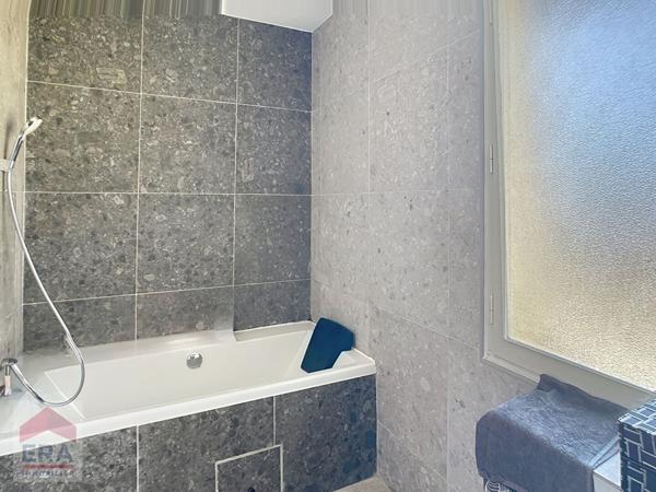 A vendre Maison 7 pièces Marseille 13014 Le Merlan garage terrasse piscine parkings