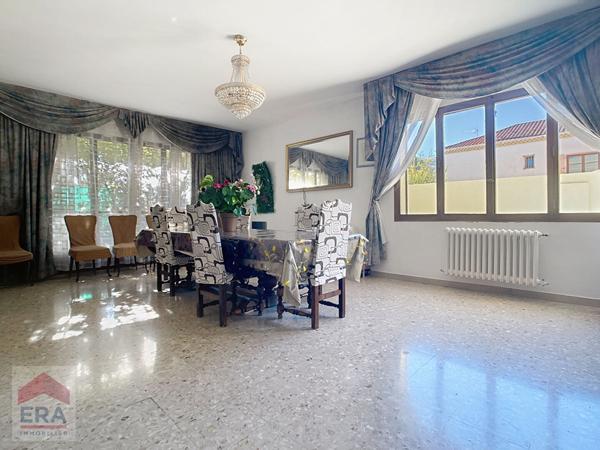 A vendre Maison 7 pièces Marseille 13014 Le Merlan garage terrasse piscine parkings