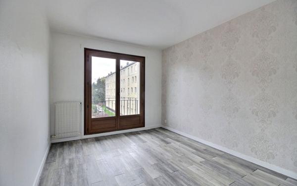 Appartement à vendre    3 pièces • 68 m2 Savigny-sur-Orge