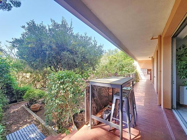 À VENDRE - Appartement T3 - 72m² rénové avec jardin et garage - Marseille 13012