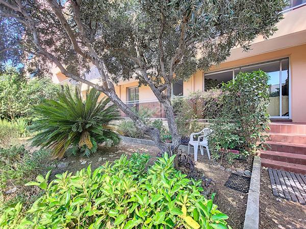 À VENDRE - Appartement T3 - 72m² rénové avec jardin et garage - Marseille 13012