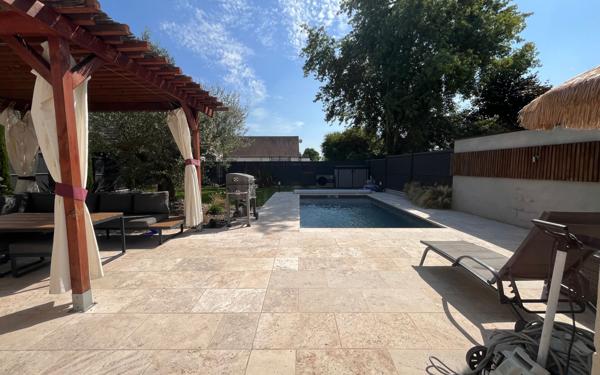 Maison à vendre    4 pièces • 110 m2 Saint-Denis-en-Val