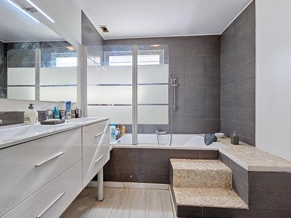 Maison 5 pièces 150m² à Ste Colombe