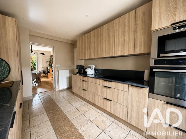 Maison à vendre 7 pièces 221,72 m² Sceaux
