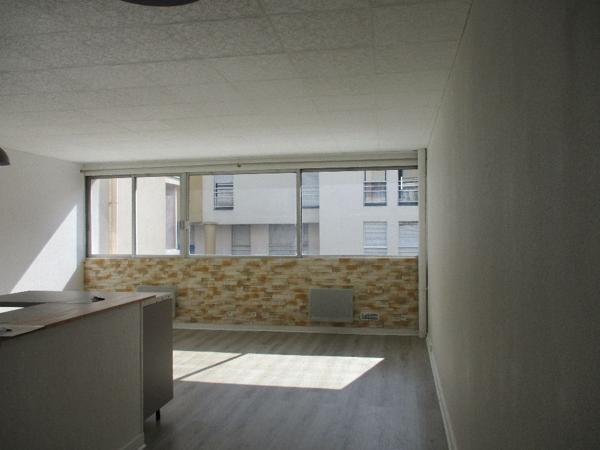 GRAND STUDIO avec parking