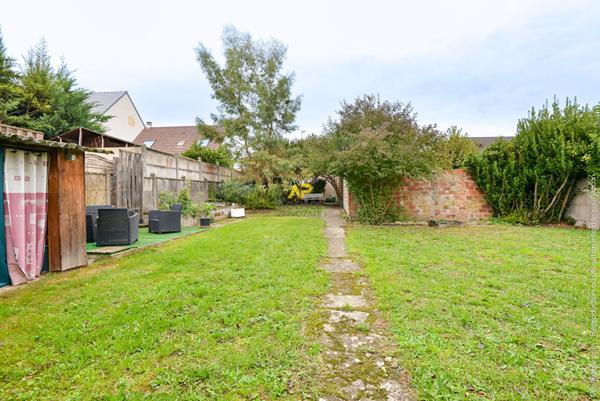 Pavillon plain-pied €290 000 ** - Référence 1157