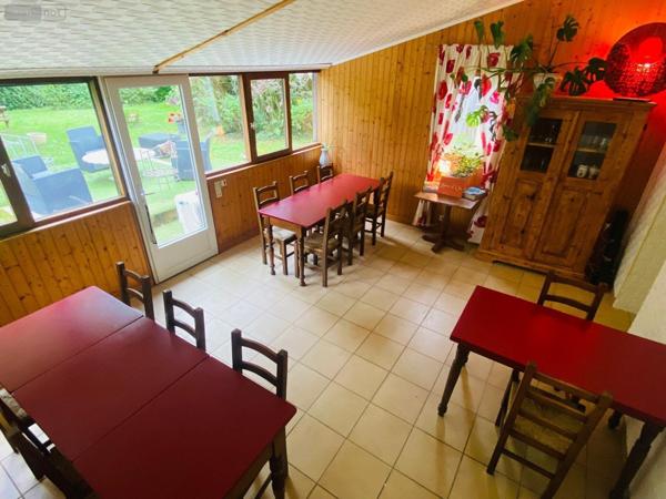 Maison de ville à vendre à Rostrenen dans les Côtes-d'Armor (22110), ref : 22075-MA01661