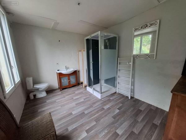 Maison de ville à vendre à Rostrenen dans les Côtes-d'Armor (22110), ref : 22075-MA01661