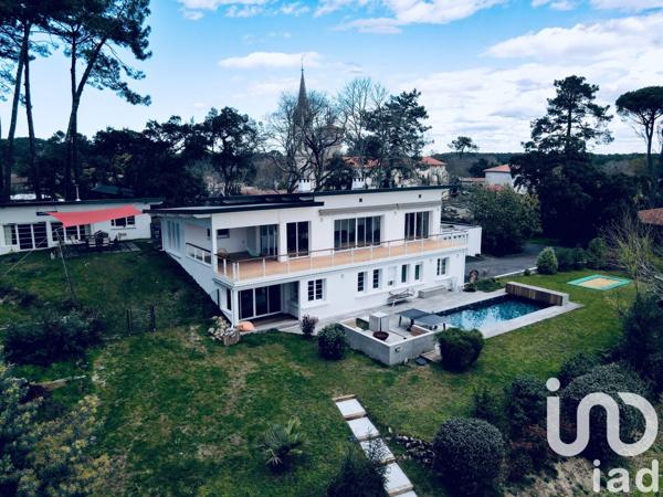 Maison 11 pièces de 365 m² à Seignosse (40510)