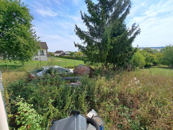 Maison ancienne à rafraîchir sur 279m².