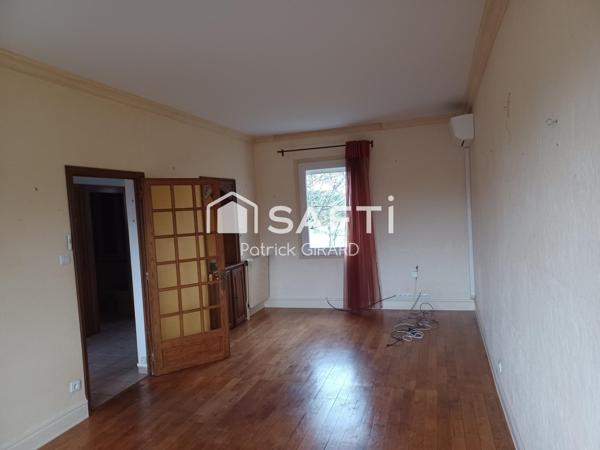 Maison en parfait état bien équipée au niveau économie d'énergie