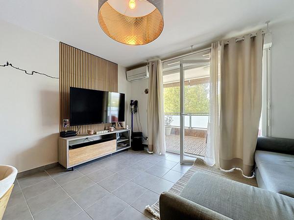 Appartement Marseille 3 pièce(s) 60.70 m2 garage double place de parking