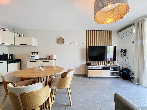 Appartement Marseille 3 pièce(s) 60.70 m2 garage double place de parking