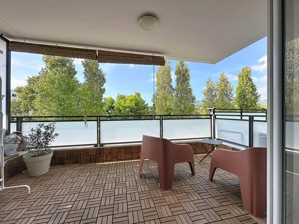 Appartement Marseille 3 pièce(s) 60.70 m2 garage double place de parking