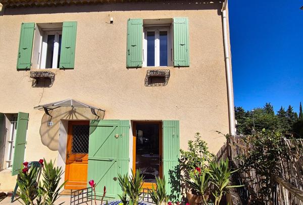 Terrasse, charme ancien, 5 chambres possibles