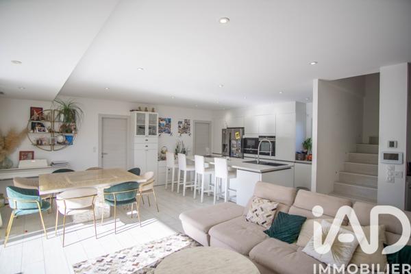 Maison à vendre 6 pièces 138 m² Puget-sur-Argens