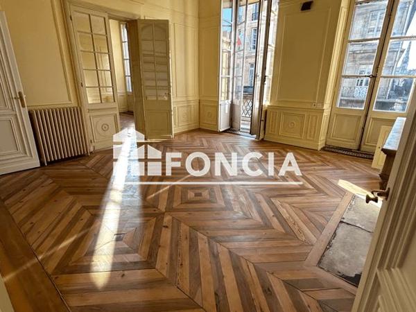 Location Appartement 5 pièces 174.5 m² - 55 COURS DE L'INTENDANCE Bordeaux 33000
