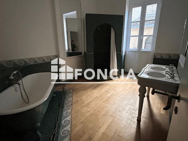 Location Appartement 5 pièces 174.5 m² - 55 COURS DE L'INTENDANCE Bordeaux 33000