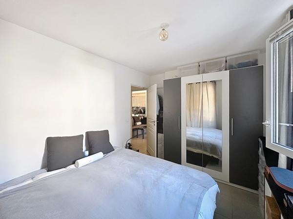 A vendre appartement T3 56m2 Marseille 13009 Le redon garage terrasse