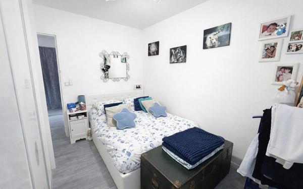 Appartement à vendre    4 pièces • 78 m2 Marseille 10
