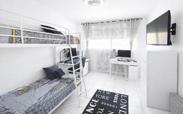 Appartement à vendre    4 pièces • 78 m2 Marseille 10