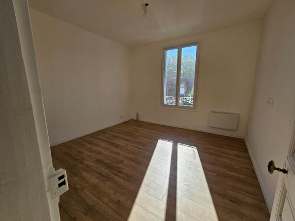 PAVILLON  NEUILLY SUR MARNE