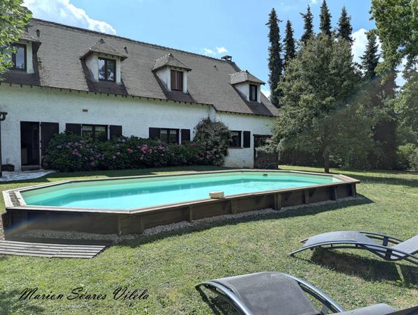 Demeure familiale nichée dans un parc sans vis-à-vis – EN EXCLUSIVITÉ