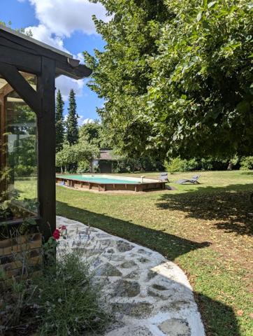 Demeure familiale nichée dans un parc sans vis-à-vis – EN EXCLUSIVITÉ