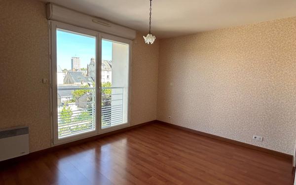 Appartement à louer    3 pièces •  Tours