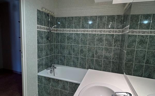 Appartement à louer    3 pièces •  Tours