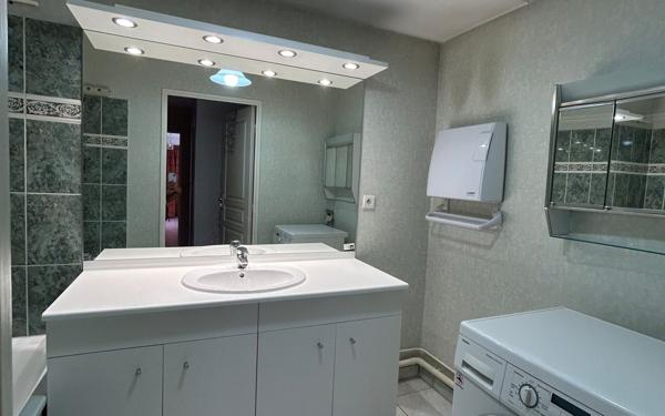 Appartement à louer    3 pièces •  Tours