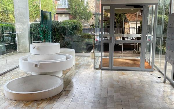 Appartement à vendre    2 pièces • 34 m2 Saint-Maur-des-Fossés