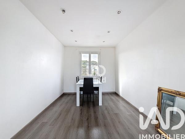 Appartement à vendre 3 pièces 67 m² Nîmes-Saint-Césaire