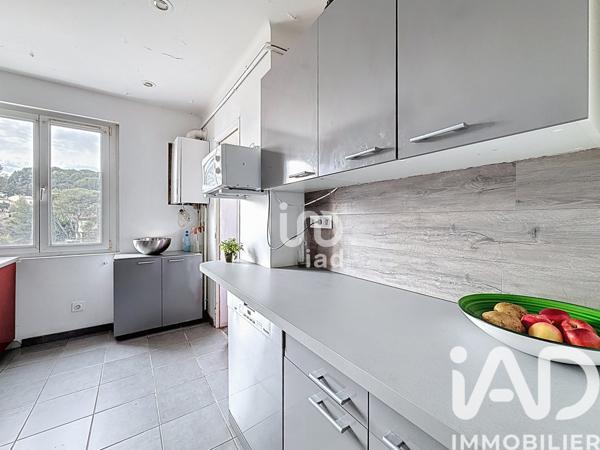 Appartement à vendre 3 pièces 67 m² Nîmes-Saint-Césaire